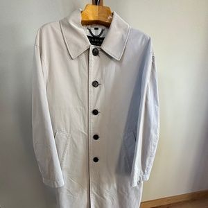 Burberry unlined cotton trench coat / car coat.  Women's XL, loose fit 5 button